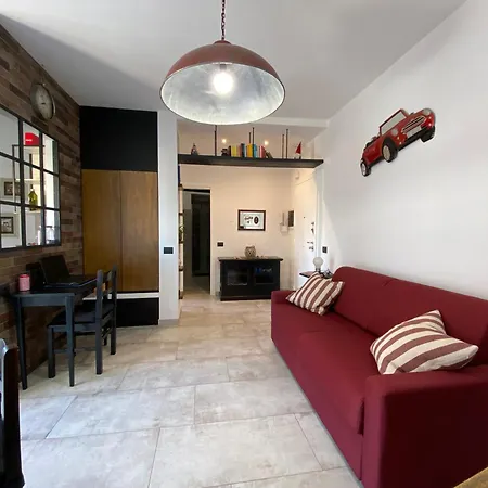 Pamela's House- Tiburtina * Roma