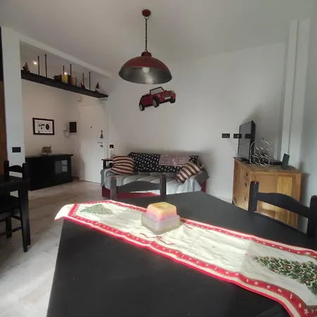 Pamela's House- Tiburtina Apartment *
