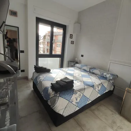 Pamela's House- Tiburtina * Roma